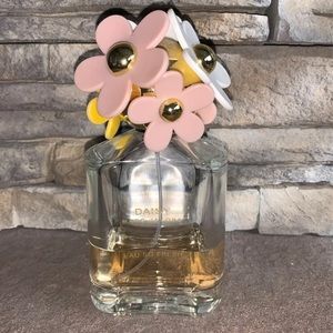 Marc Jacobs Daisy
